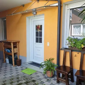 studio-im-bezirk-lend.graz-austria-hotels.com/